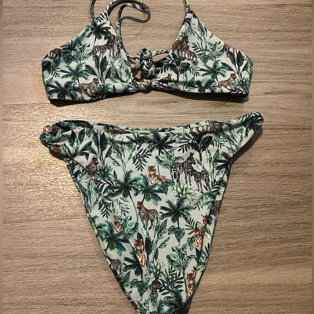 Skatie animal print bathing suit
